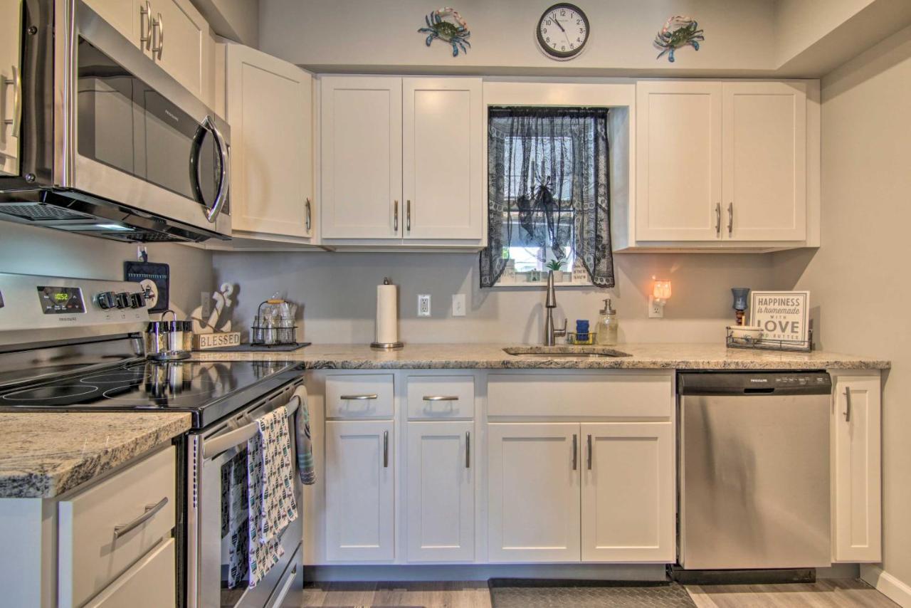 Airy Ocean City Condo On Canal Front With Deck! 외부 사진