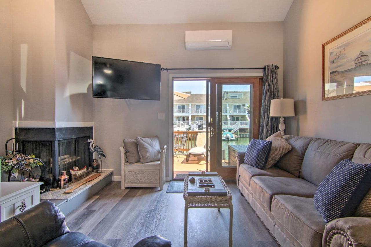 Airy Ocean City Condo On Canal Front With Deck! 외부 사진